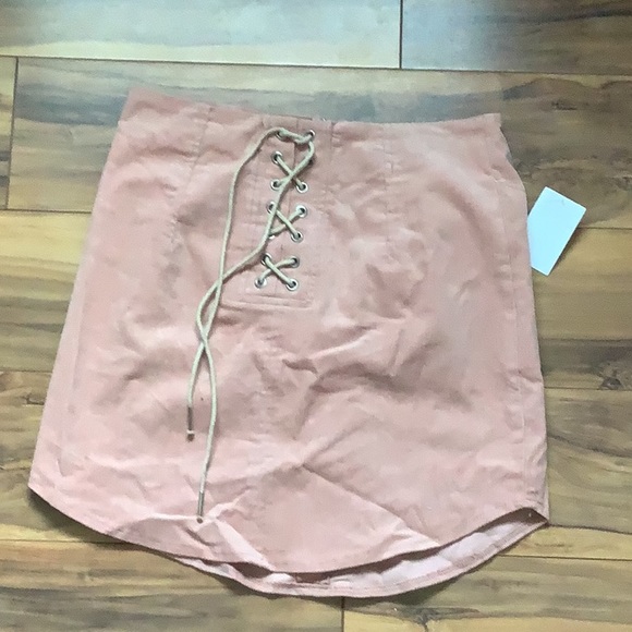 Women’s skirt - Picture 1 of 1